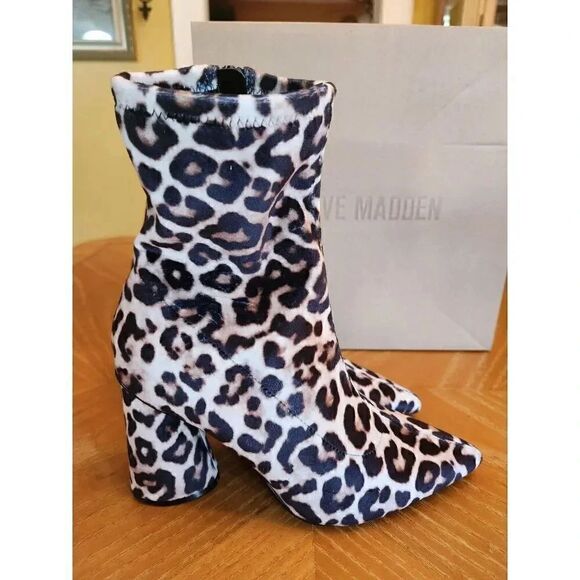 Steve Madden Valyant animal print boots size 7 - Picture 1 of 8